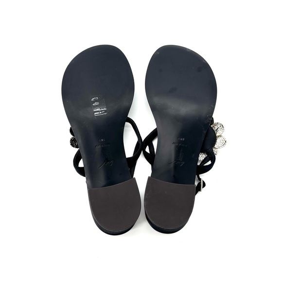 NEW Giuseppe Zanotti Phoebe Crystal Embellished Flower T Bar Sandals 38.5 - Picture 8 of 9